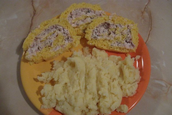 Rulada de ou cu carne fiarta