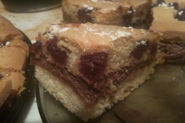 Prajitura cu visine si crema de ciocolata Ank