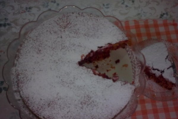 Torta de sfecla rosie