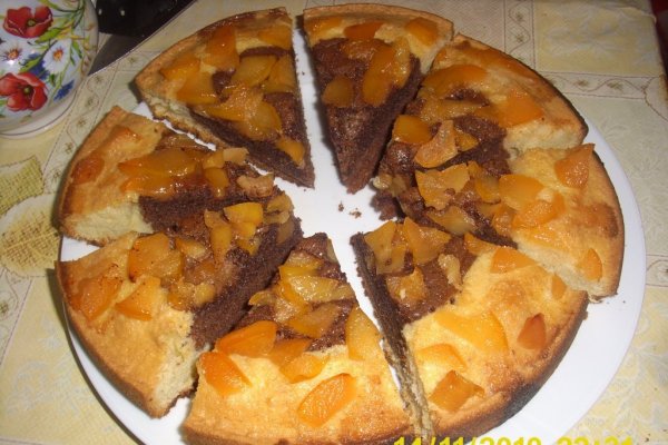 Chec cu gutui si nuci