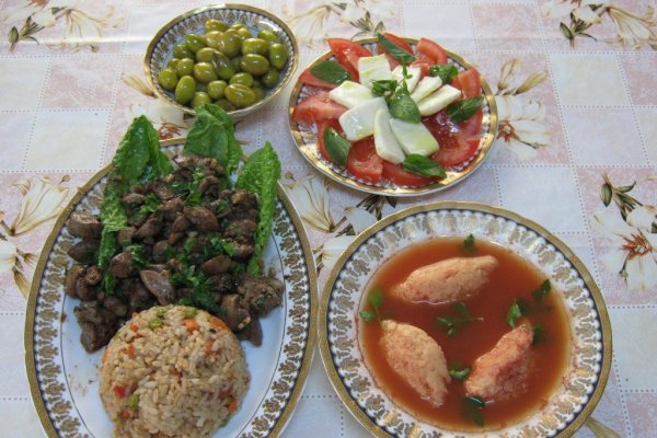 Ficatei de pui cu usturoi si frunza de patrunjel