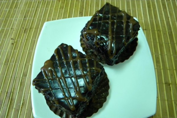 Amandine cu glazura de caramel