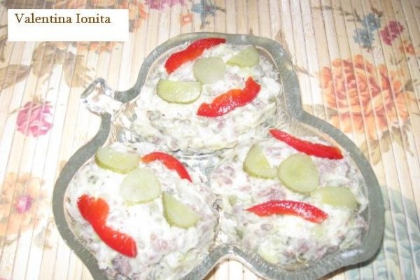 Salata de vitel cu castraveciori acri si maioneza