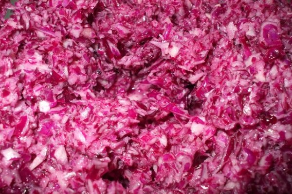 Salata de varza rosie