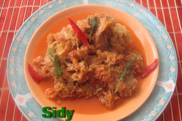 Mancare de varza alba cu carne de porc