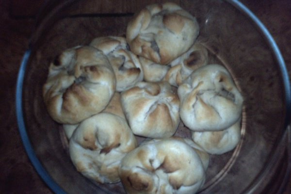 Mini placinte cu varza murata