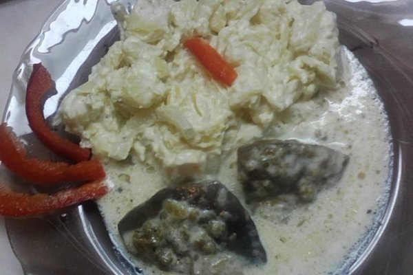 Ficat de porc in  sos de smantana