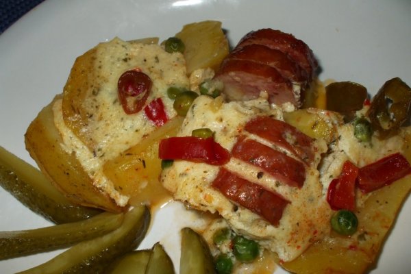 Carnati cu cartofi la cuptor