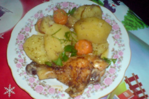 cartofi cu carne la cuptor