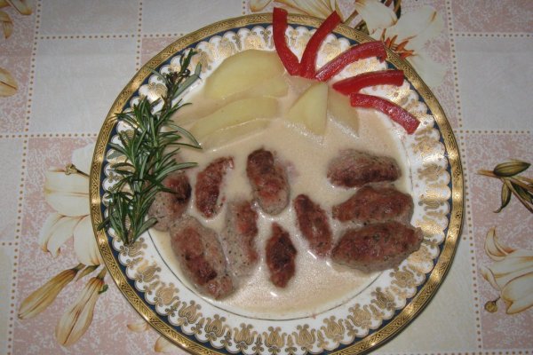 Chiftelute la cuptor cu sos de susan -Kofta bi tahini