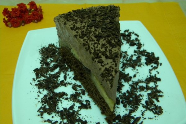 Tort de ciocolata cu mere