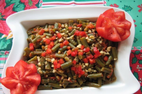 Salata orientala de fasole verde -Fasooleyah khodra bi zeit – specific tarilor arabe