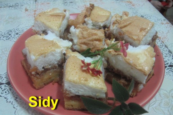 Prajitura cu mere si bezea( sau cu branza dulce)