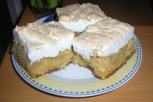 Prajitura cu mere si bezea