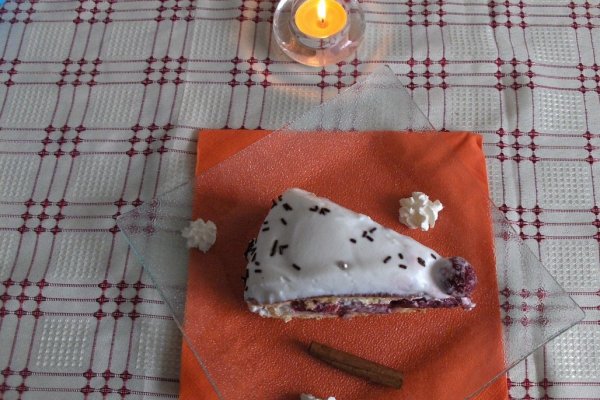 Tort de capsuni si frisca