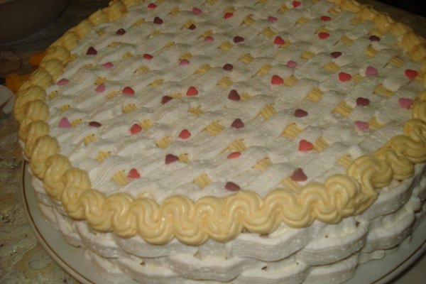 Tort cu crema de ciocolata