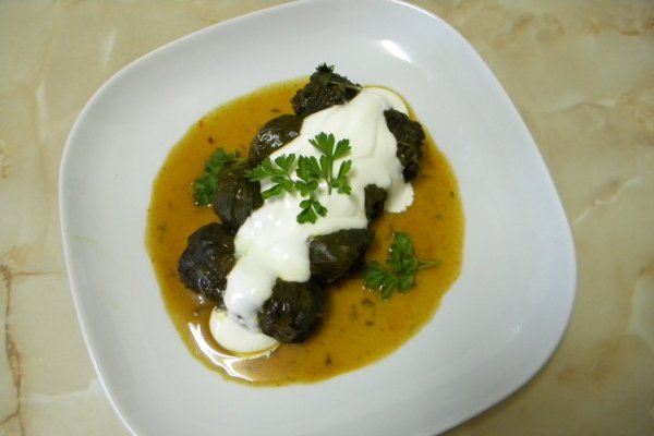 Sarmalute din carne de manzat in foi de Stevie