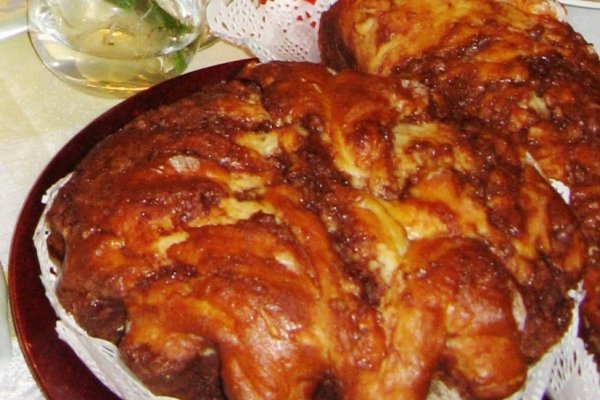 Cozonac cu nuca si cacao