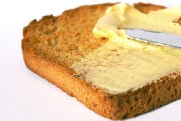 Margarina, mai sănătoasă decât untul