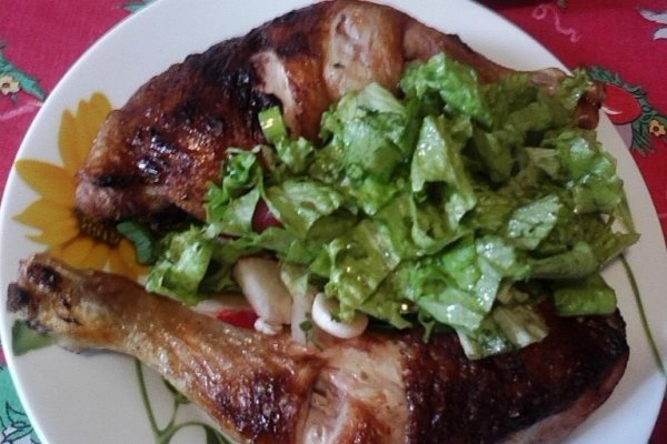 Pulpe de pui  cu salata