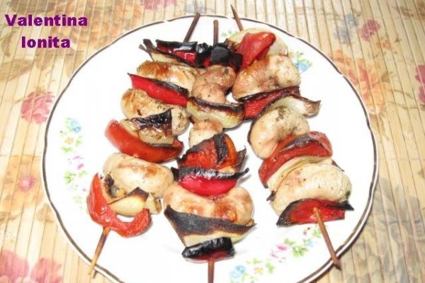 Frigarui de fudulii de curcan la grill (gratar)