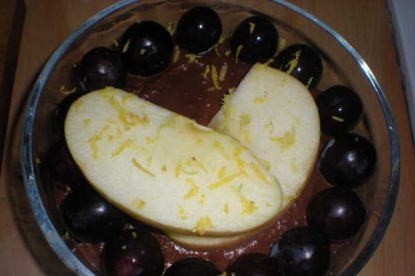 Budinca cu mere si struguri