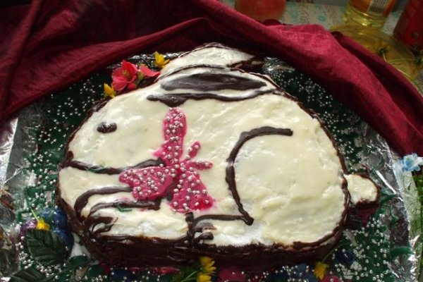 Tort Iepuras cu mure si ciocolata