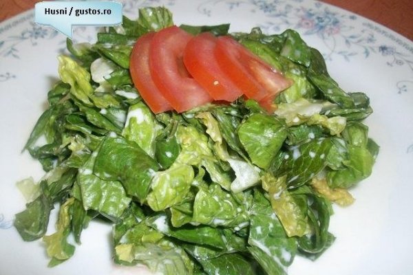 Salata de salata verde oparita (cu iaurt)
