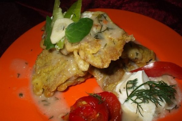 Ciuperci in aluat cu sos de ciuperci