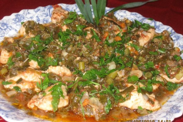 Stufat din piept de pui