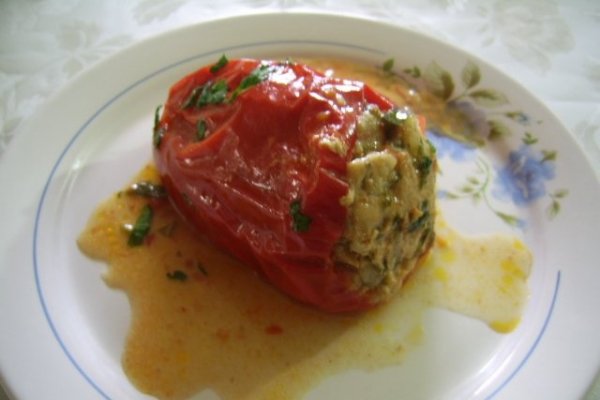 Ardei umpluti cu carne de curcan