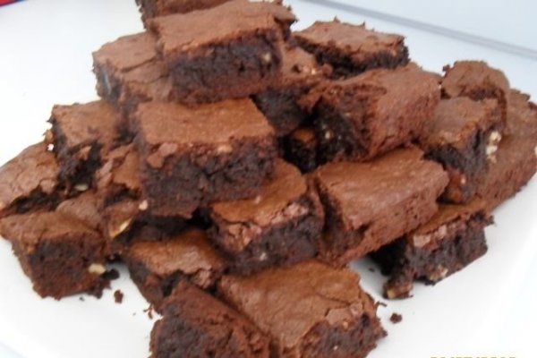 Brownies cu nuca