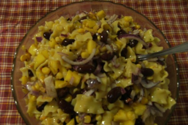 Salata "exotica" de paste