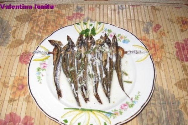 Ceatal la grill (gratar) cu sos alb