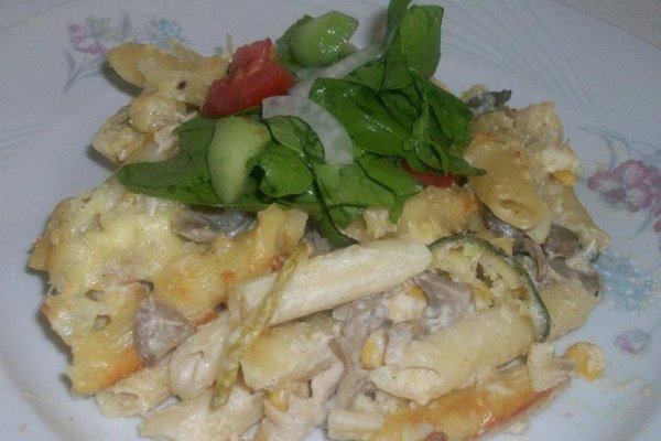 Gratin de penne cu sos