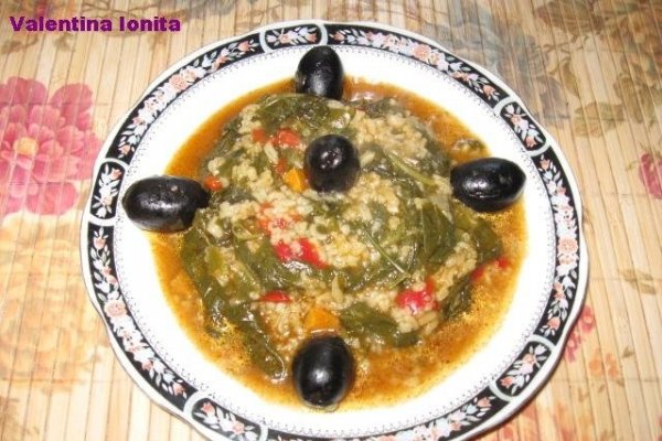 Spanac cu orez si masline
