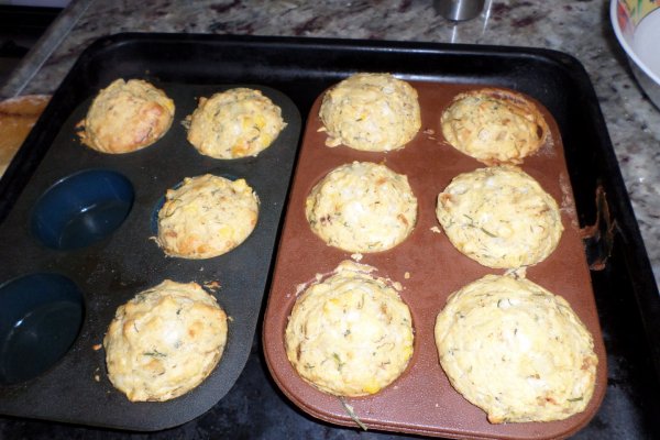 Muffin sarat cu porumb