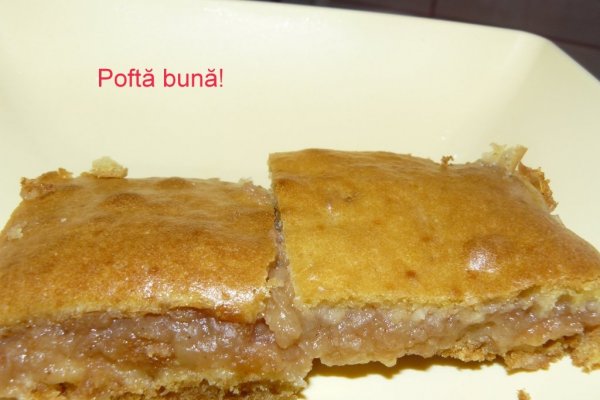 Prăjitură mea pufoasă şi rapidă cu mere de vară