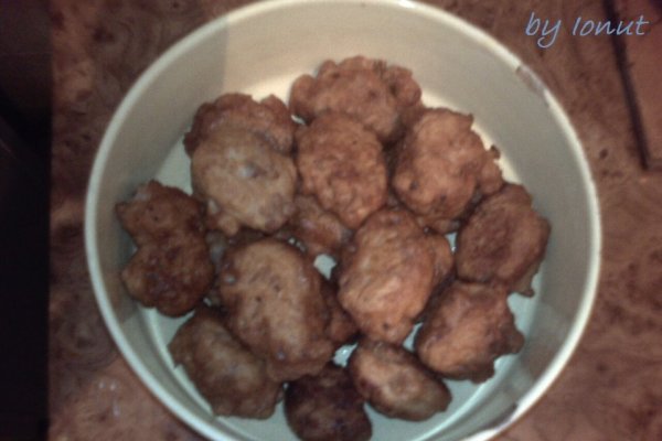 Aperitiv cu branza si carne