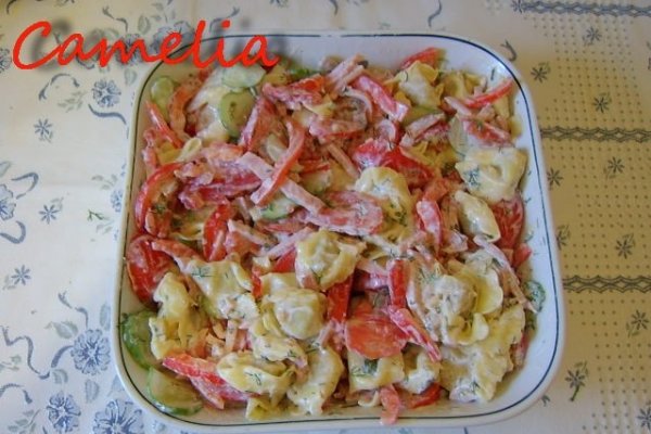 Salata cu tortellini