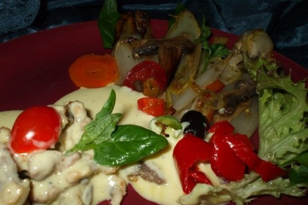 Andive inabusite cu ciuperci si piept de pui