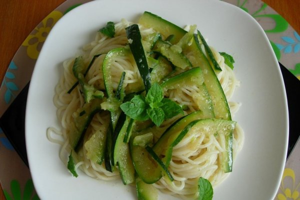 Paste cu dovlecei zucchini