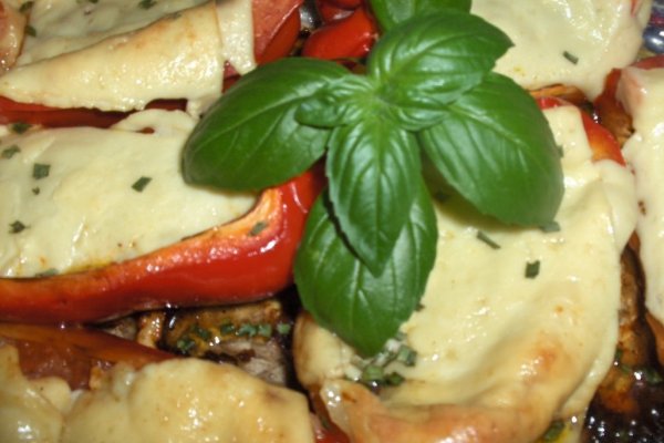 Ardei umpluti cu brânzã (Pimento com Dois Queijos)