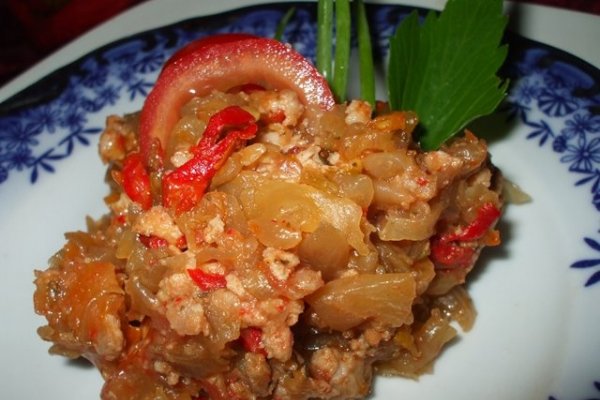 Varza cu carne tocata la cuptor