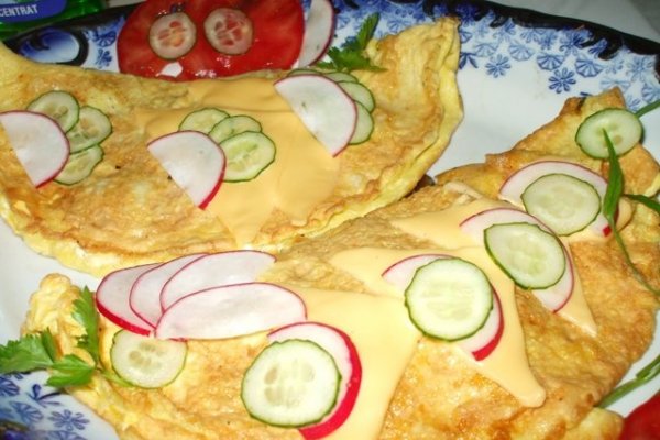 Omleta Calzone cu cascaval si verdeturi