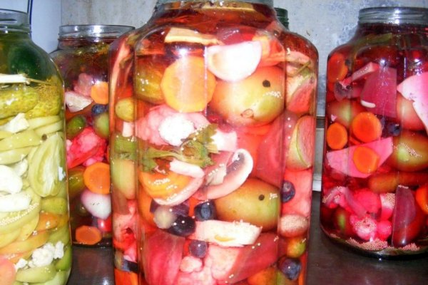 Muraturi asortate la borcan