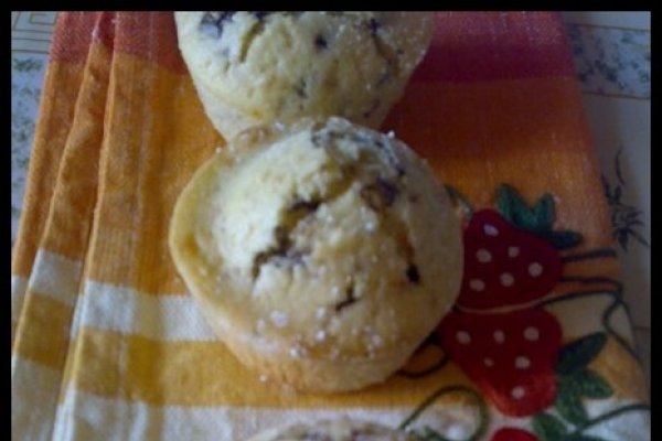 Muffins cu portocale si ciocolata