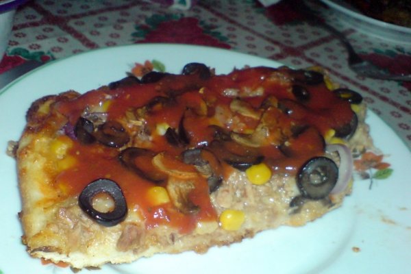 Pizza cu ton