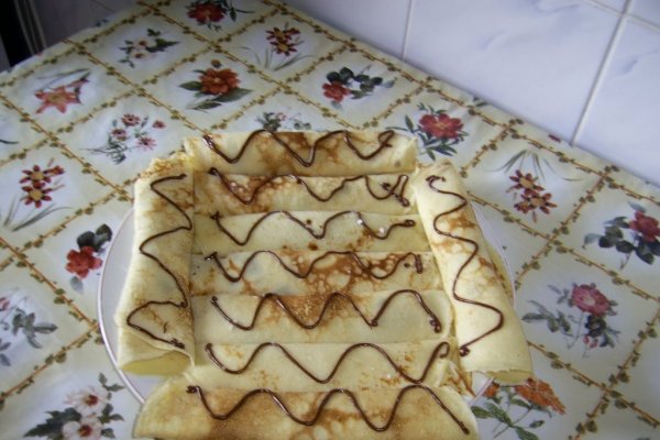 Clatite cu branza si stafide