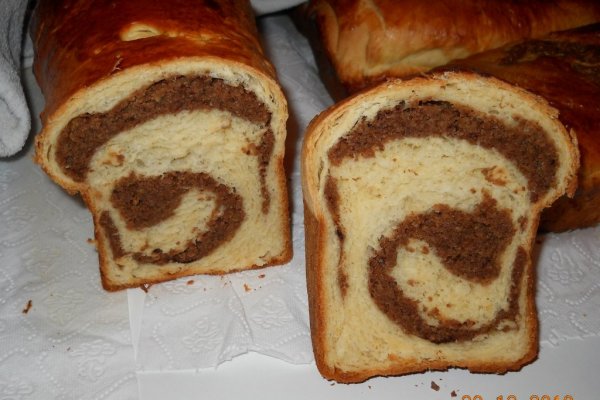 Cozonac cu nucă pentru Mihaela